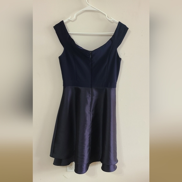 LE CHATEAU OFF THE SHOULDER DRESS NAVY COLOR Size Small - Picture 8 of 14